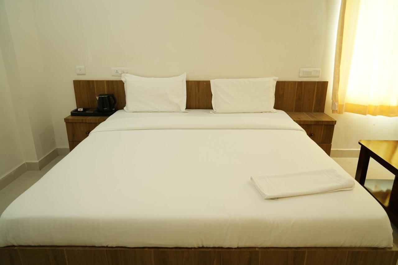 5 Star Grand- Premium Hotel Shamshabad Luaran gambar